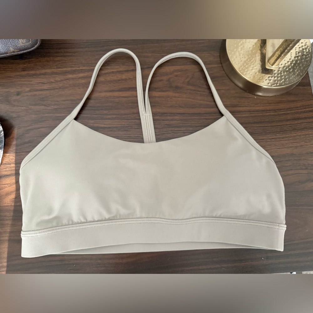 lulu lemon light support sports bra